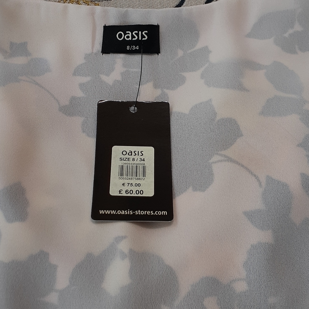 OASIS  FLORAL PRINT DRESS - Picture 10 of 11